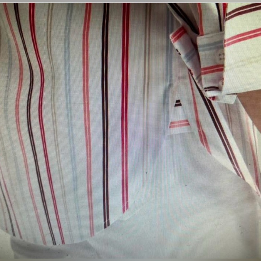 CHICOS NO IRON STRIPED BLOUSE CHICOS SIZE 2 WILL FIT MISSES 12. NWT! - Picture 3 of 7